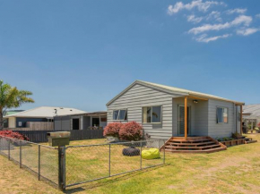 Holiday on Hampton - Whangamata Holiday Home